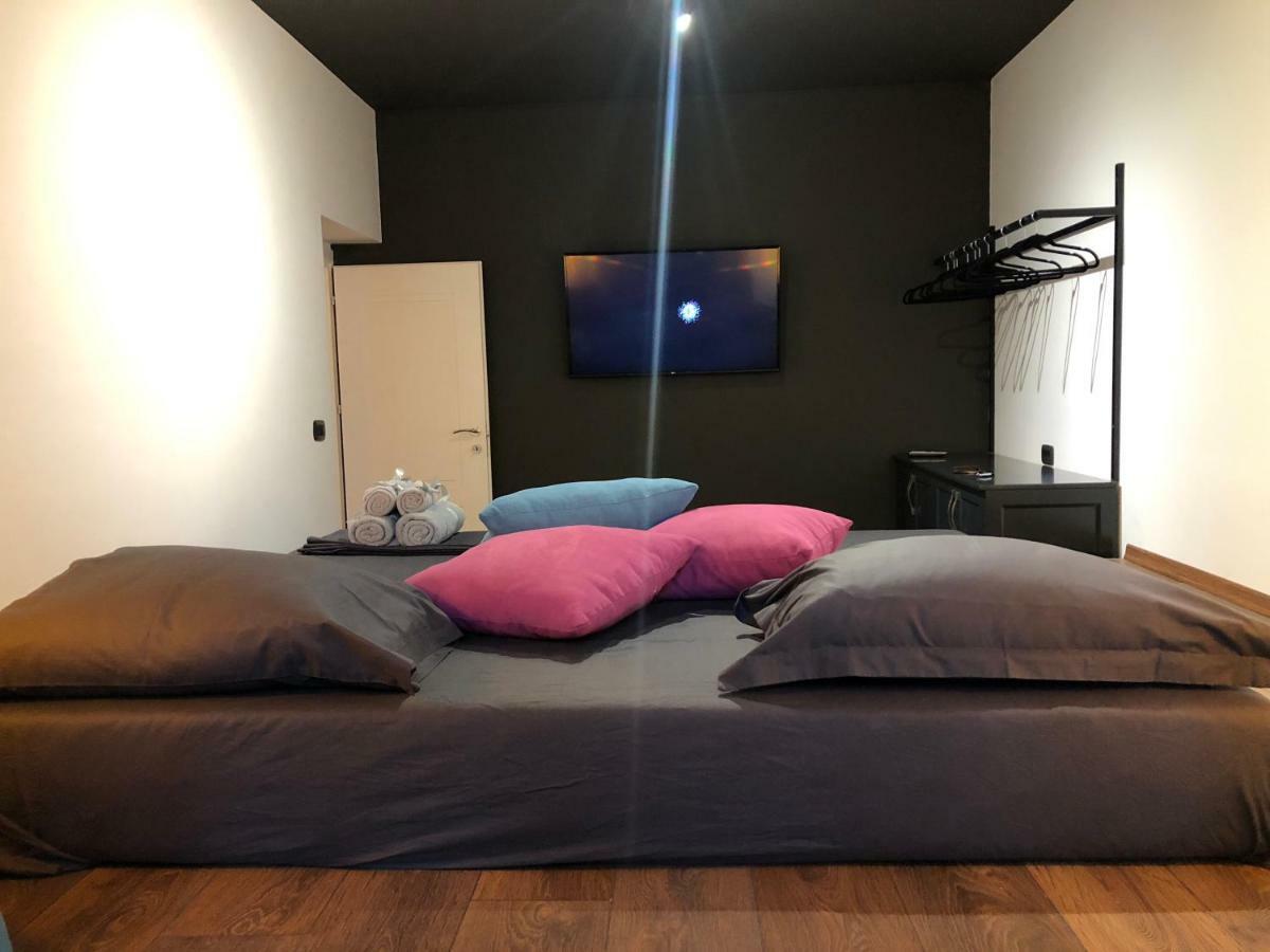 Nikki Apartments 2 Тирана Екстер'єр фото
